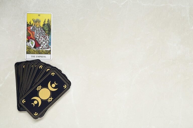 Facade tarot discover your destiny